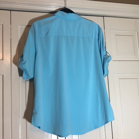 Chico’s Modal Button Top Roll up Sleeves Tab SZ 2 - Picture 4 of 6